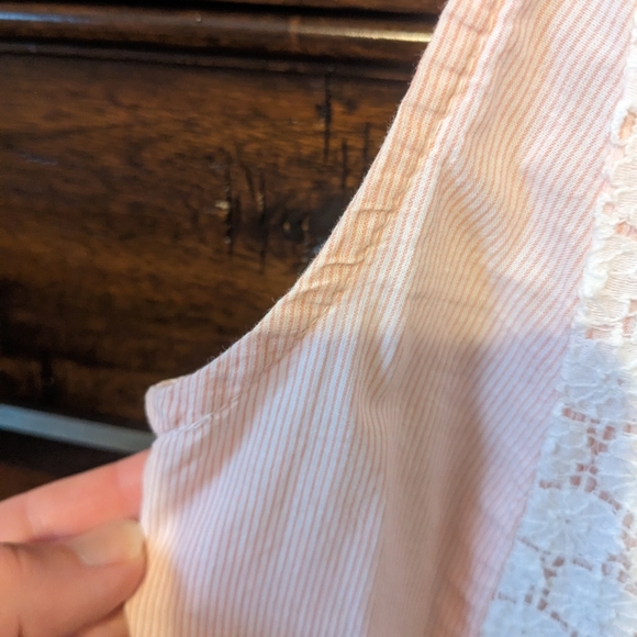 Button up Blouse - Picture 3 of 6